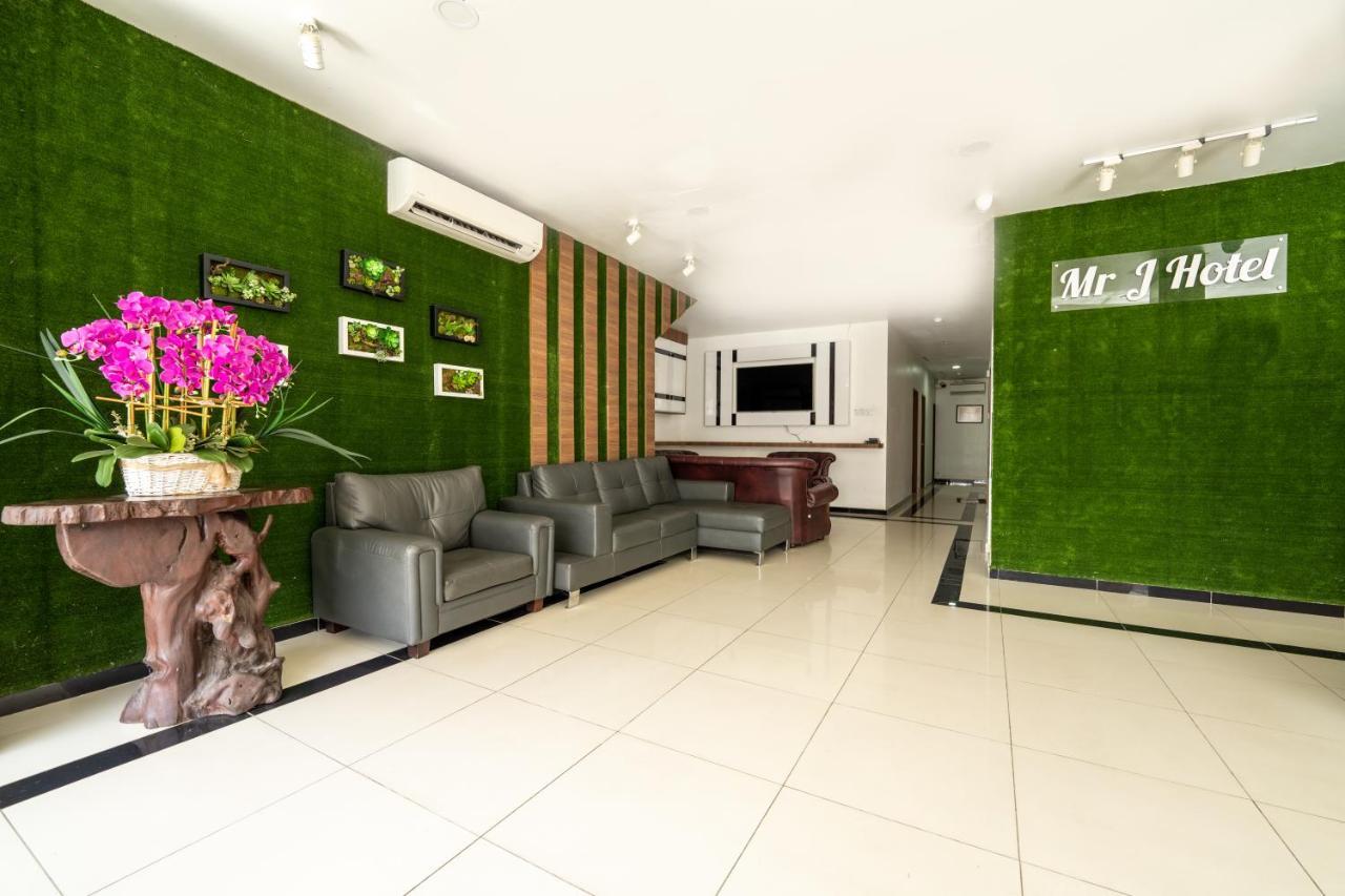 Mary J Hotel Family 10 Pax Room 哥打巴鲁 外观 照片